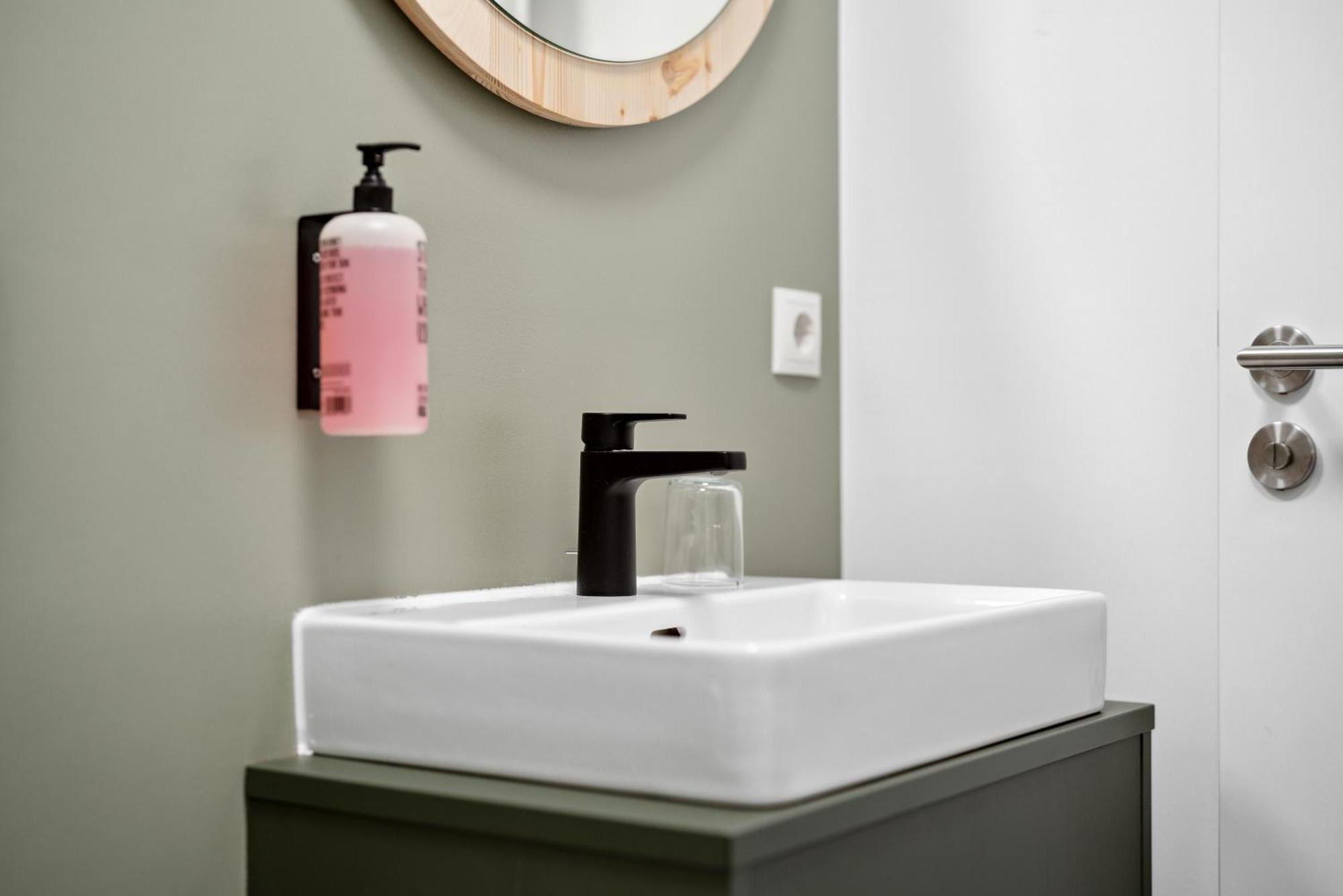Arbio I Rooms & Apartments Freiburg מראה חיצוני תמונה